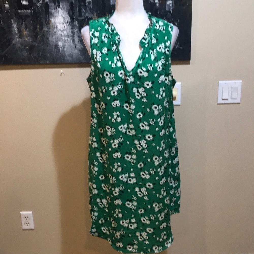 Market & Spruce Floral Green Sleeveless Dress w/Ruffle V Neck Rounded Hem-Size L